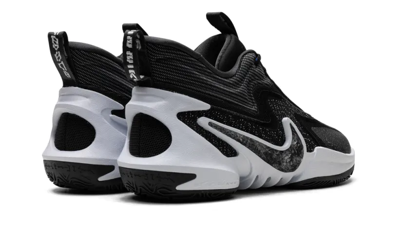 Nike Basketball Cosmic Unity 2 'Blackout'